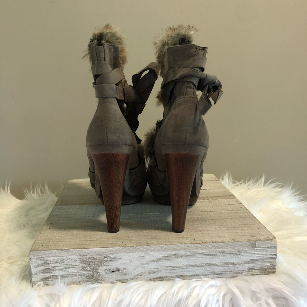 EUC Aldo Fur Boot heels - Picture 4 of 6